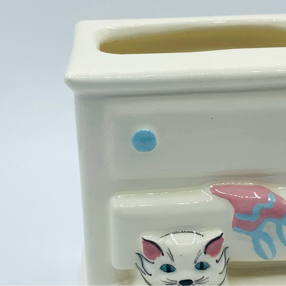 Vintage Style Cat in Dresser Ceramic Planter Cute Kitten Pencil / Brush Holder - Picture 4 of 11